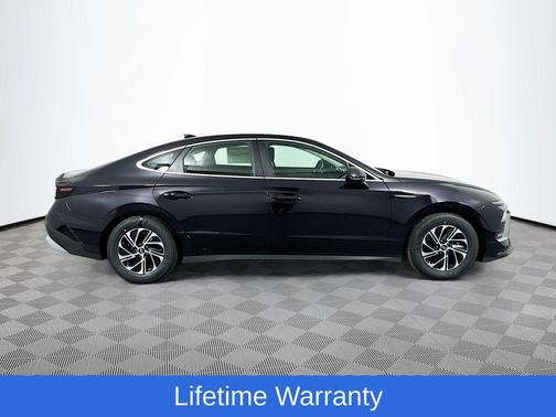 Carbon Blue 2026 Hyundai SONATA Hybrid Blue