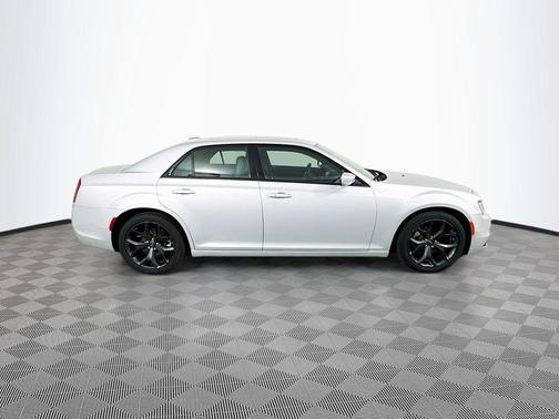 2023 Chrysler 300 S
