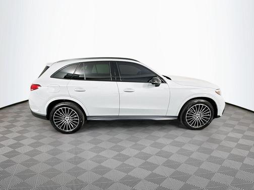 2025 Mercedes-Benz GLC 300 Base 4MATIC