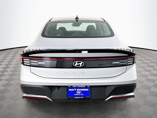 2025 Hyundai SONATA SE