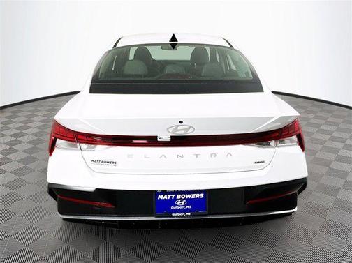 2025 Hyundai ELANTRA HEV Limited