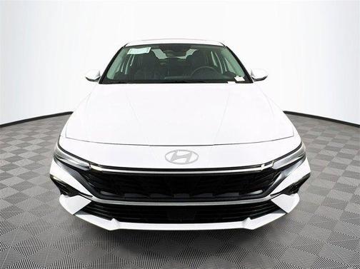 2025 Hyundai ELANTRA HEV Limited