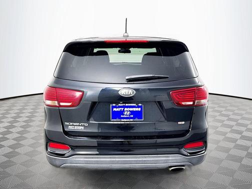2019 Kia Sorento L