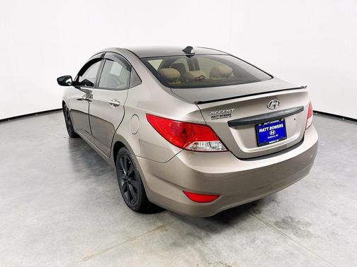 2013 Hyundai Accent GLS