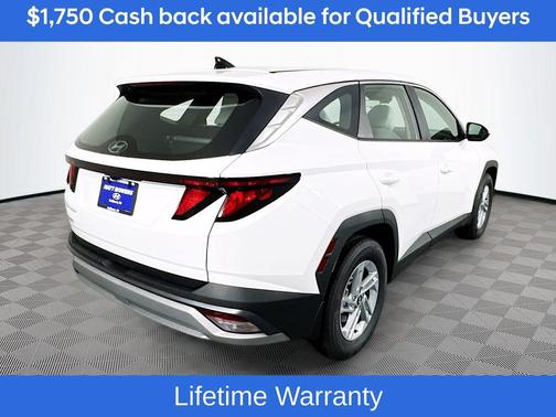 2025 Hyundai TUCSON SE