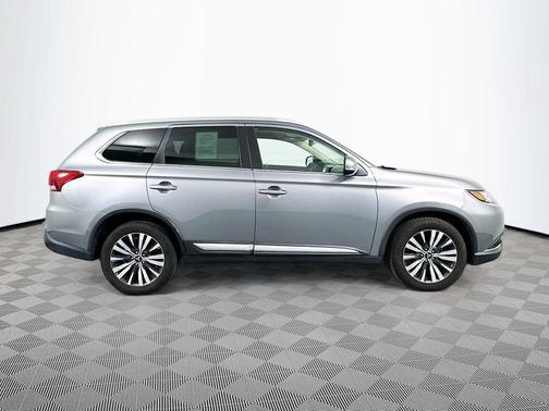 2020 Mitsubishi Outlander 