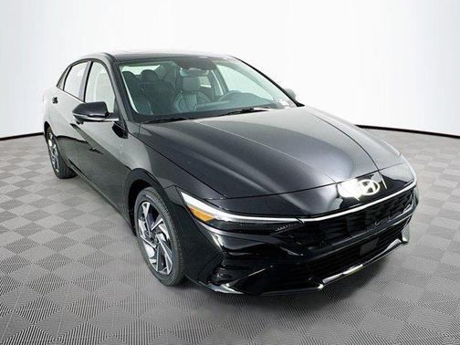 2025 Hyundai ELANTRA HEV Limited