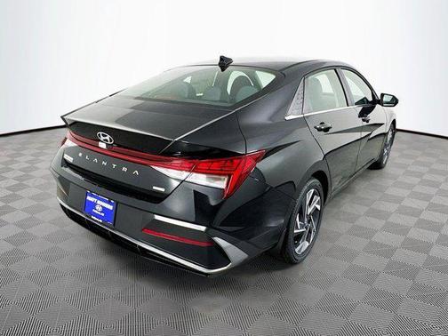 2025 Hyundai ELANTRA HEV Limited