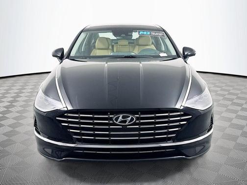 2023 Hyundai SONATA Hybrid Limited