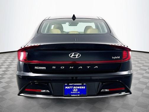 2023 Hyundai SONATA Hybrid Limited