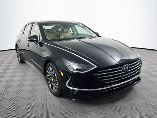2023 Hyundai SONATA Hybrid Limited