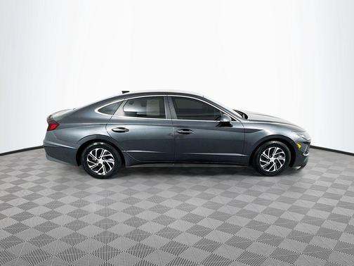 2020 Hyundai SONATA Hybrid Blue