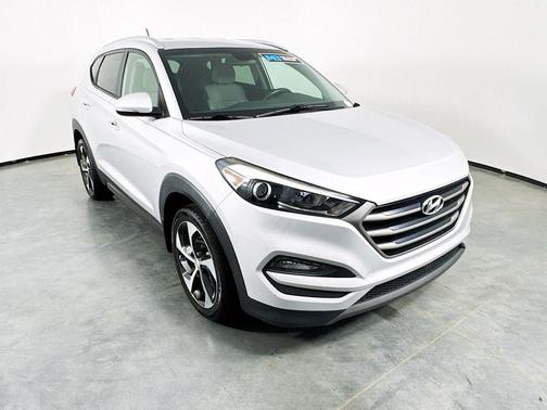 2016 Hyundai TUCSON Sport