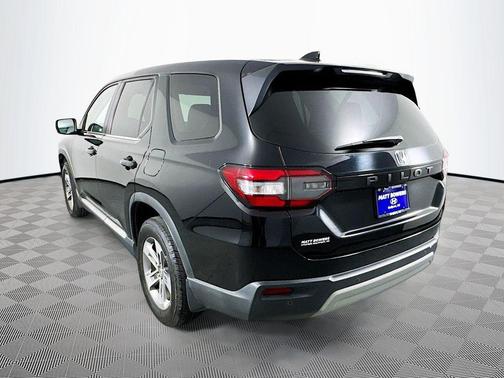 2023 Honda Pilot EX-L 7-Passenger