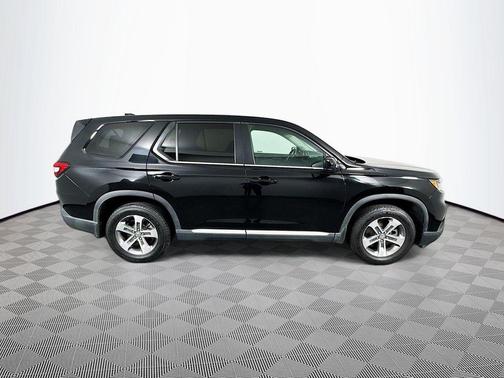 2023 Honda Pilot EX-L 7-Passenger