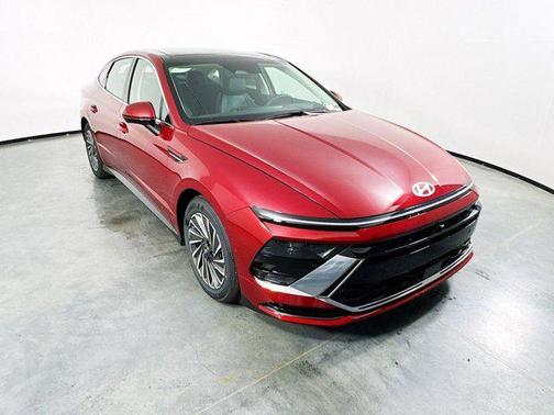 2025 Hyundai SONATA Hybrid Limited