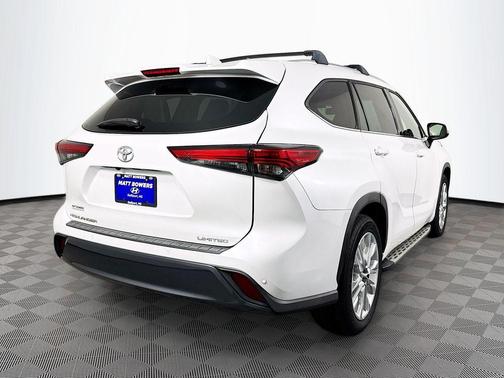 2022 Toyota Highlander Limited