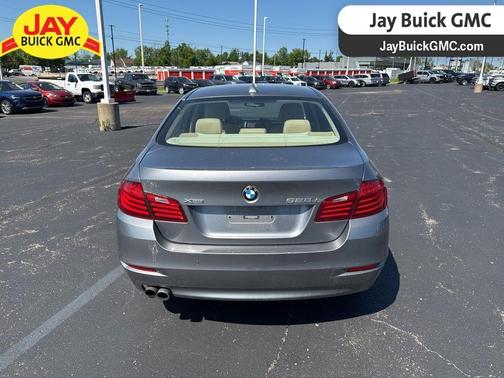 Space Gray Metallic 2015 BMW 528 i xDrive
