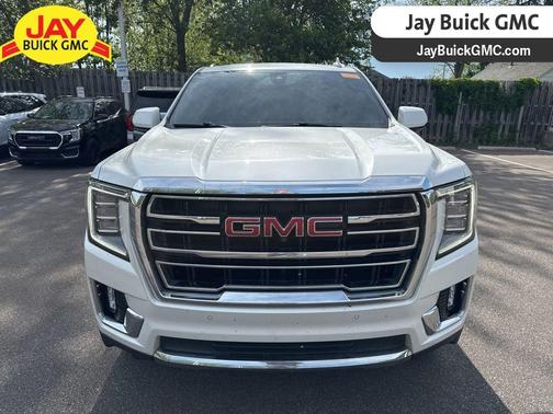 White Frost Tri-Coat 2021 GMC Yukon SLT