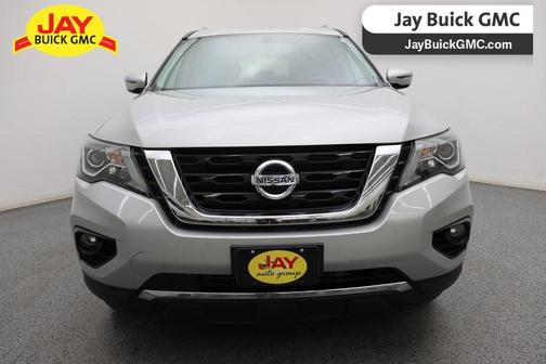 2017 Nissan Pathfinder SV