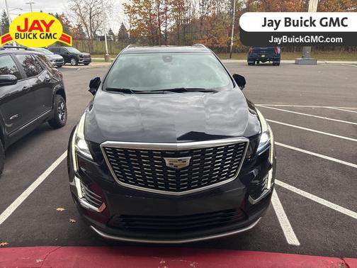 2022 Cadillac XT5 Premium Luxury