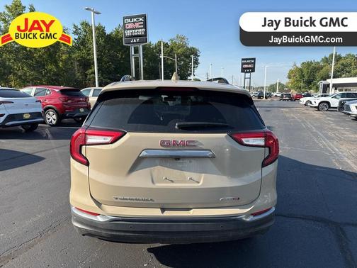 2022 GMC Terrain AT4