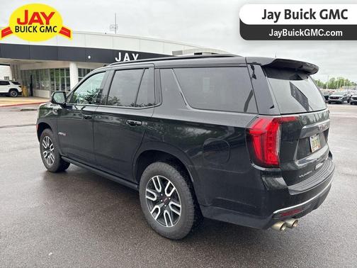 Onyx Black 2023 GMC Yukon AT4