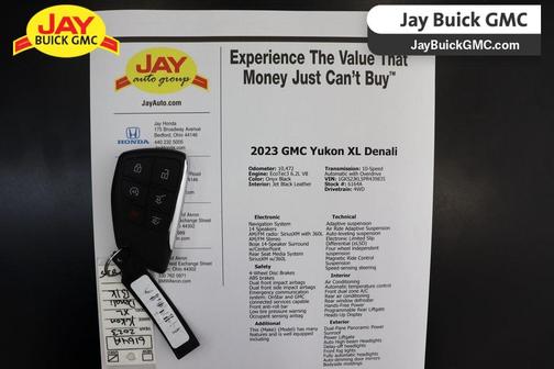 2023 GMC Yukon XL Denali