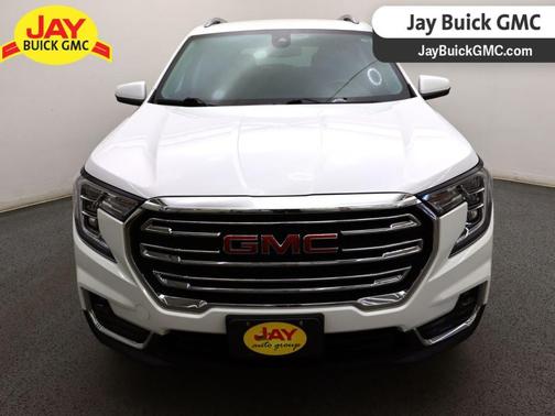 Summit White 2022 GMC Terrain SLT