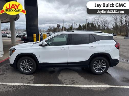 2022 GMC Terrain SLT