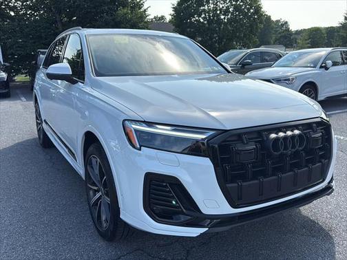 2025 Audi Q7 Premium Plus 45 TFSI quattro Tiptronic