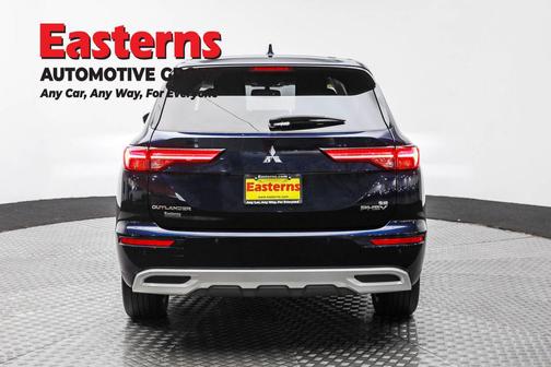 2023 Mitsubishi Outlander PHEV SE S-AWC