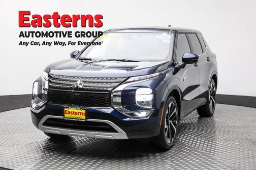 2023 Mitsubishi Outlander PHEV SE S-AWC