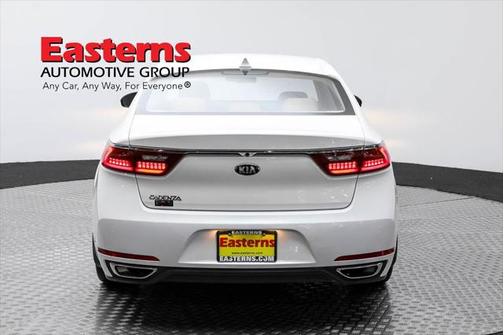 2019 Kia Cadenza Premium