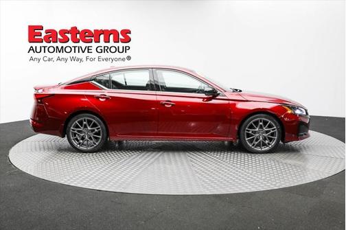 2023 Nissan Altima SR VC-Turbo FWD