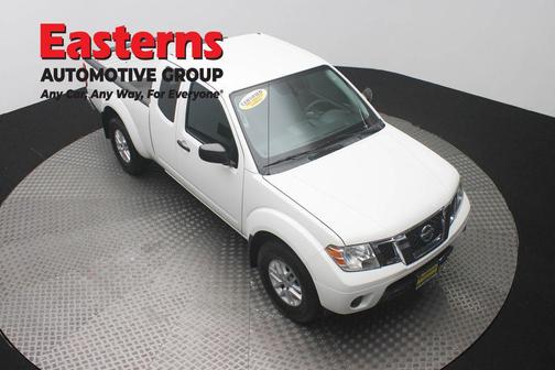 Glacier White 2021 Nissan Frontier SV