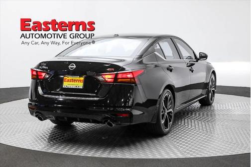 2023 Nissan Altima SR FWD