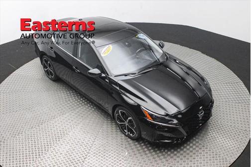 2023 Nissan Altima SR FWD