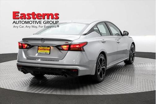 2023 Nissan Altima SR FWD