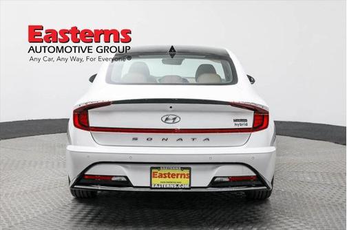 2022 Hyundai SONATA Hybrid Limited