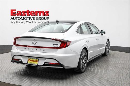 2022 Hyundai SONATA Hybrid Limited