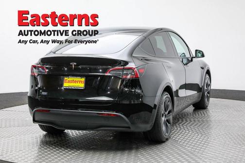 2025 Tesla Model Y Long Range Dual Motor Rear-Wheel Drive