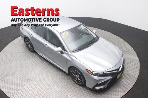 Celestial Silver Metallic 2024 Toyota Camry SE