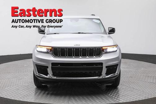 2023 Jeep Grand Cherokee L Laredo