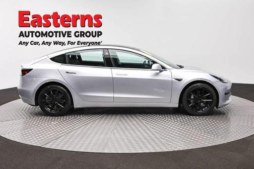 Silver 2018 Tesla Model 3 Long Range