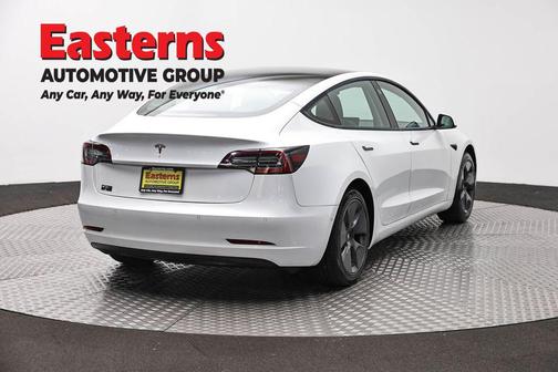 Pearl White Multi-Coat 2021 Tesla Model 3 Standard Range Plus