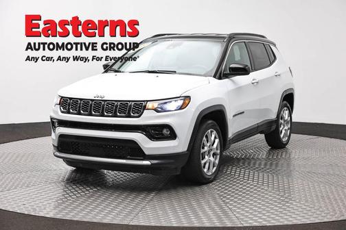 Bright White Clearcoat 2025 Jeep Compass Limited