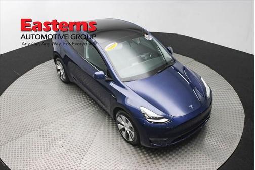 2022 Tesla Model Y Long Range Dual Motor All-Wheel Drive