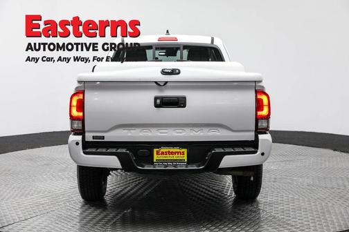 2022 Toyota Tacoma SR