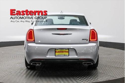 2023 Chrysler 300 S